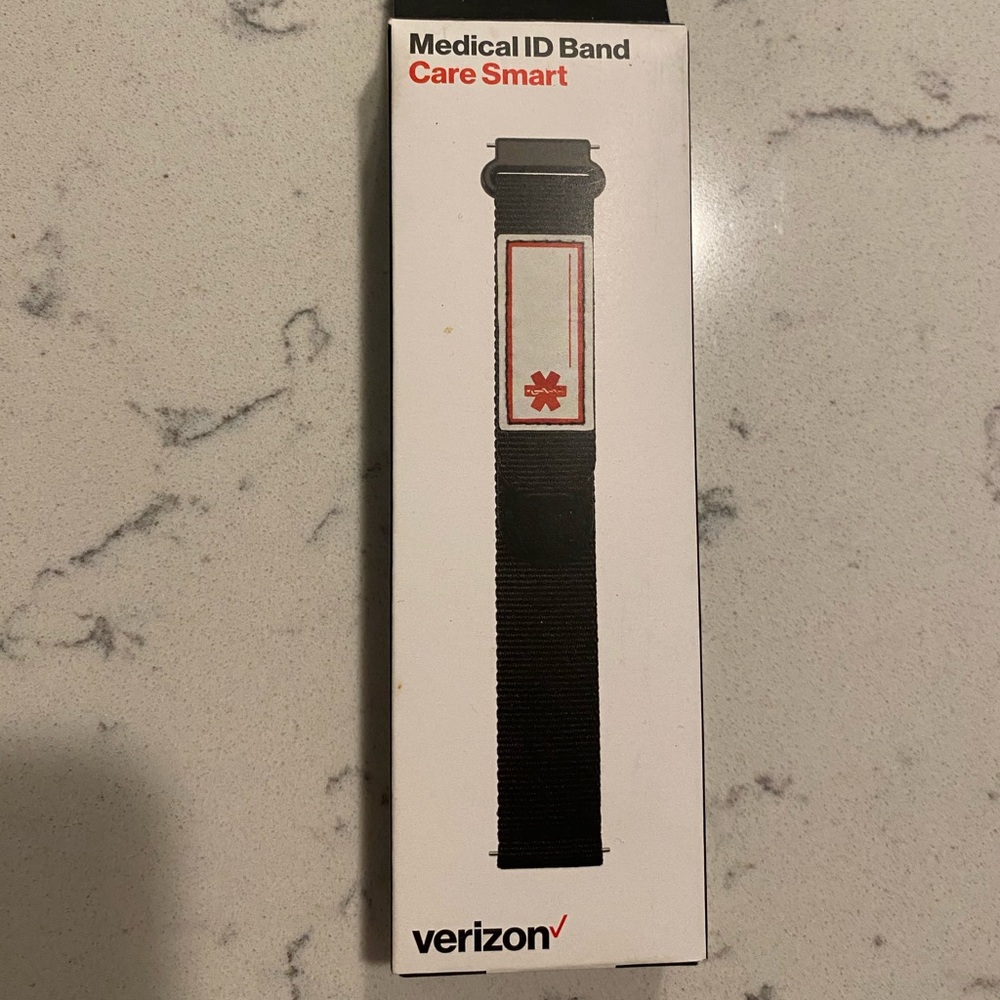 NEW IN BOX Medical ID band for Verizon Gizmo watch